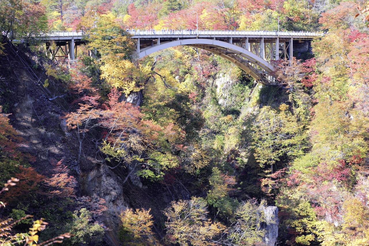 鳴子峡の紅葉